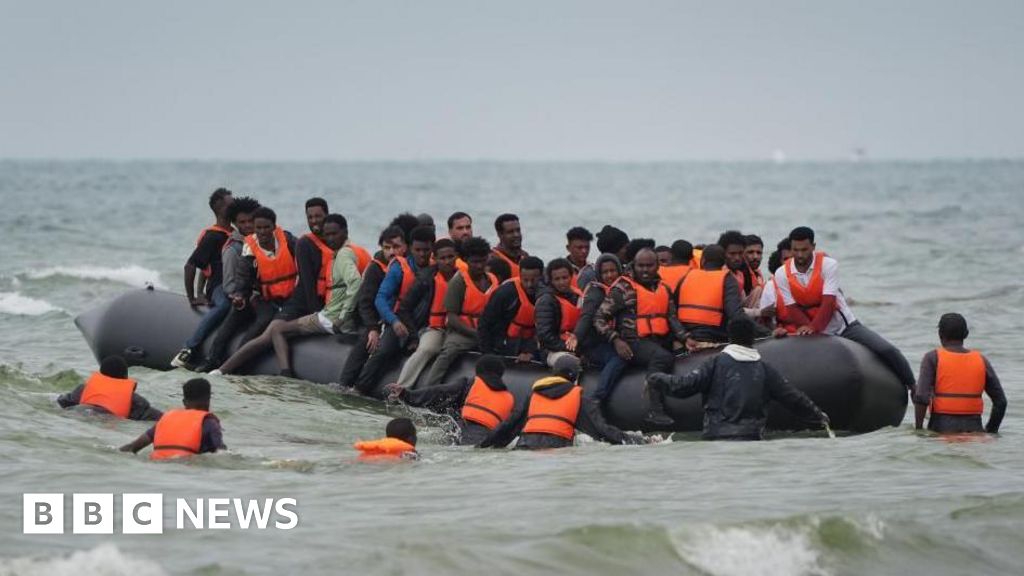 New law could see online promoters of illegal Channel crossings face prison time
