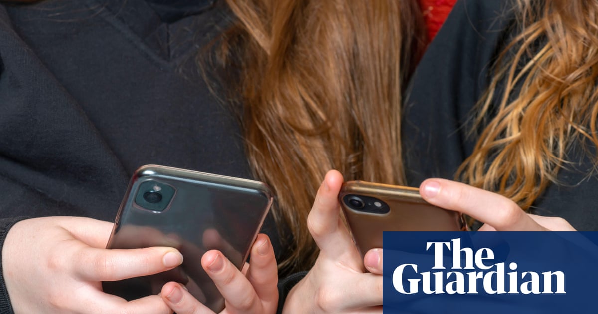 Social media fails to protect teenagers from harmful content despite new safety laws
